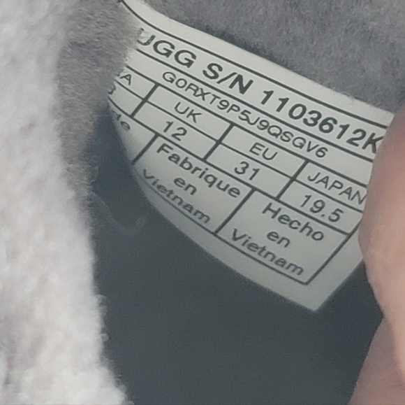 UGG Boots Girls T Pluffed Mini Quilted Gray Size 13 - Picture 9 of 15